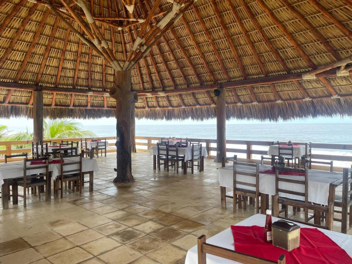 Hotel Pazifico En Monterrico Exteriör bild