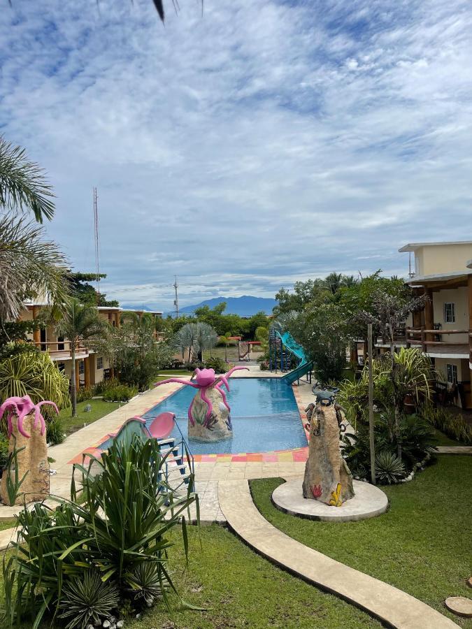 Hotel Pazifico En Monterrico Exteriör bild