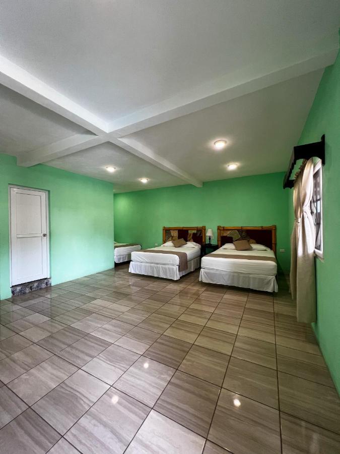 Hotel Pazifico En Monterrico Exteriör bild