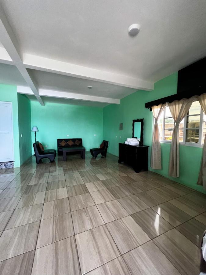 Hotel Pazifico En Monterrico Exteriör bild