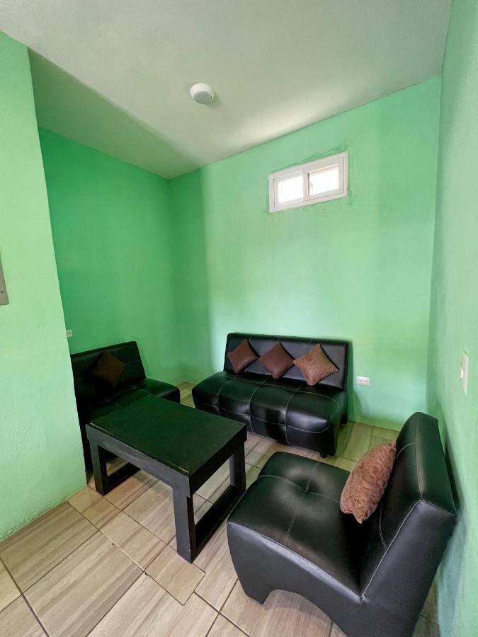 Hotel Pazifico En Monterrico Exteriör bild