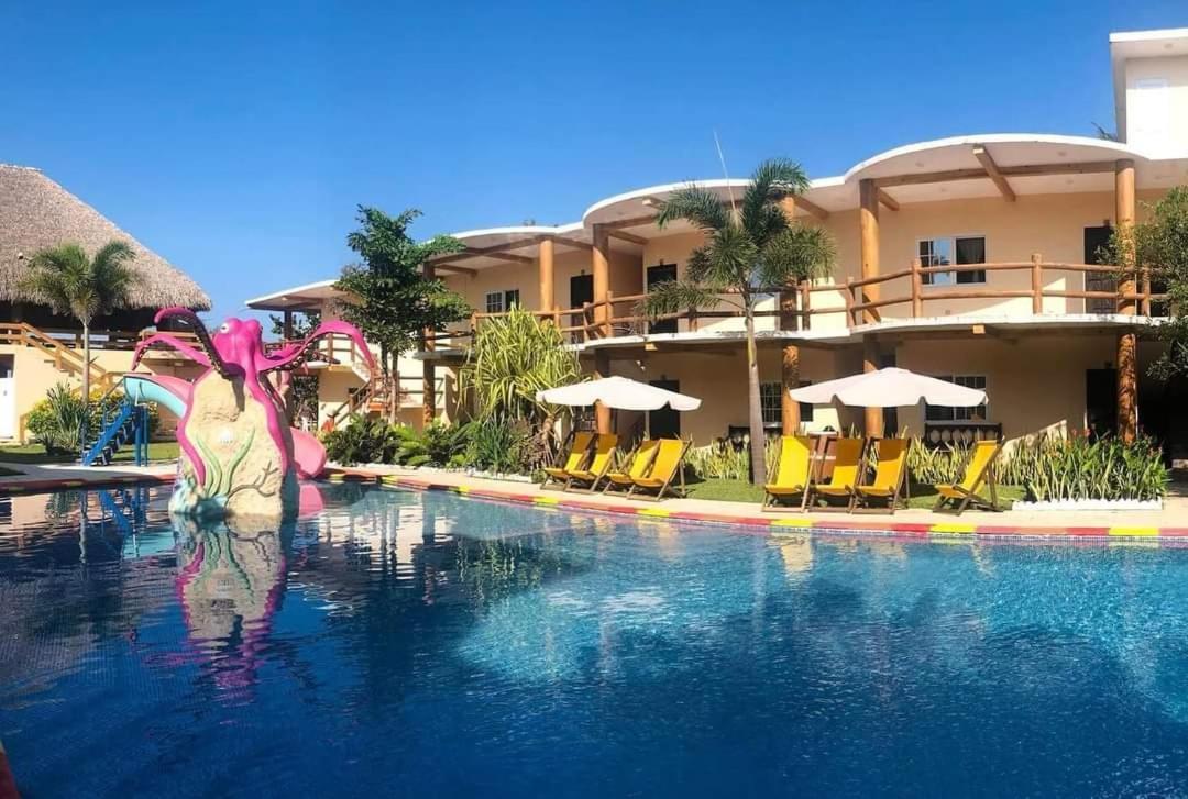 Hotel Pazifico En Monterrico Exteriör bild