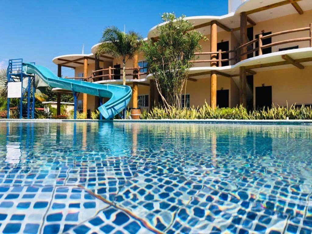 Hotel Pazifico En Monterrico Exteriör bild